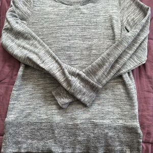 LL Bean size S grey mark sweatshirt with thumb hole sleeves